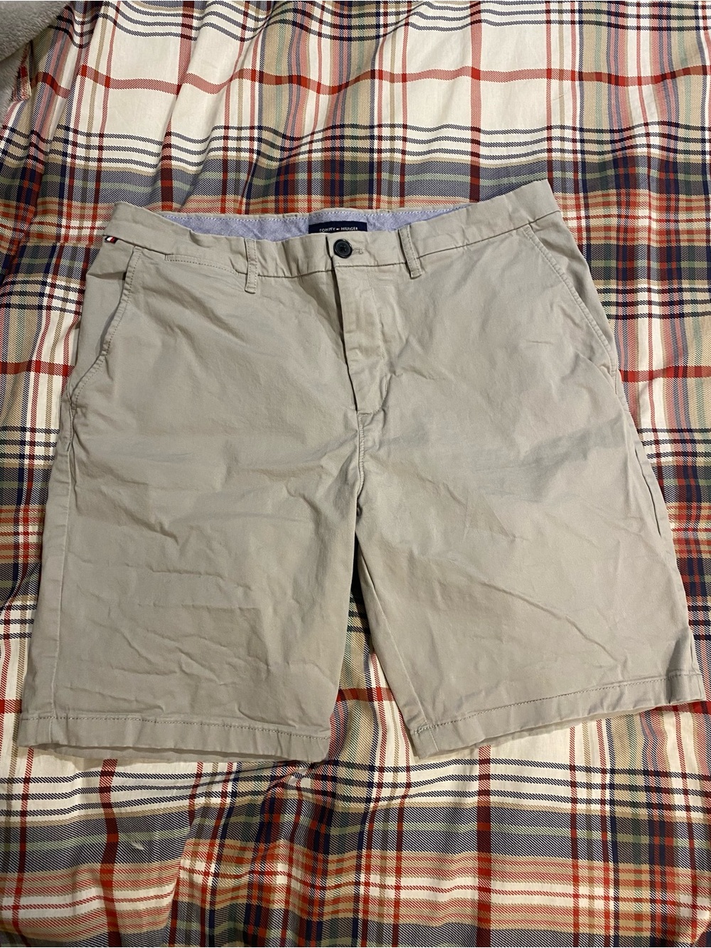 Tommy Hilfiger Men's Light Khaki Flat Front Shorts